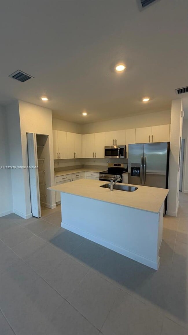 Photo - 1077 NW 2nd Ter