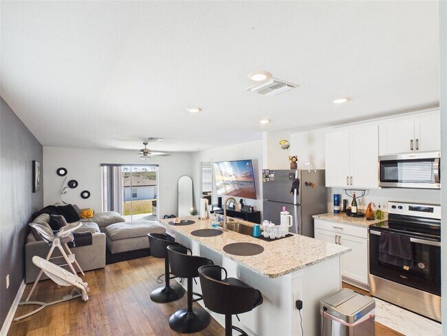 Photo - 5194 Sailor Rd