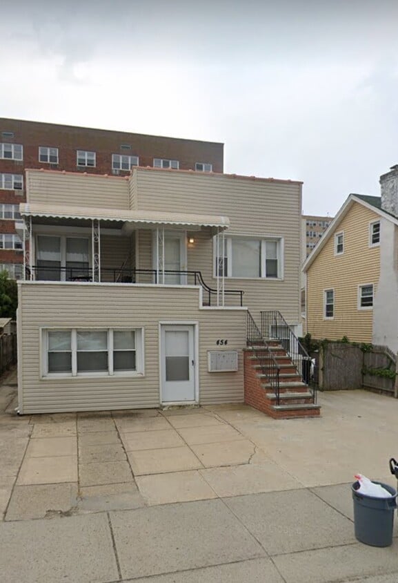 Photo - 454 E Broadway (Long Beach, NY)