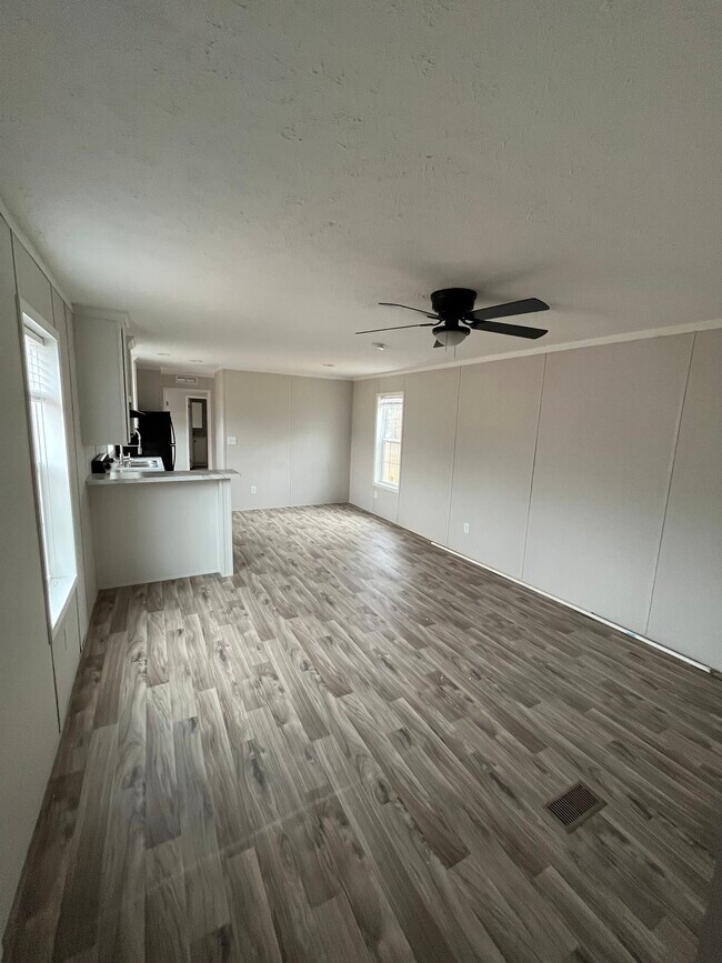 Photo - 205 Mountain Village Cir