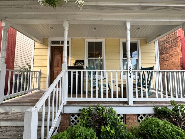 Photo - 304 W Leigh St