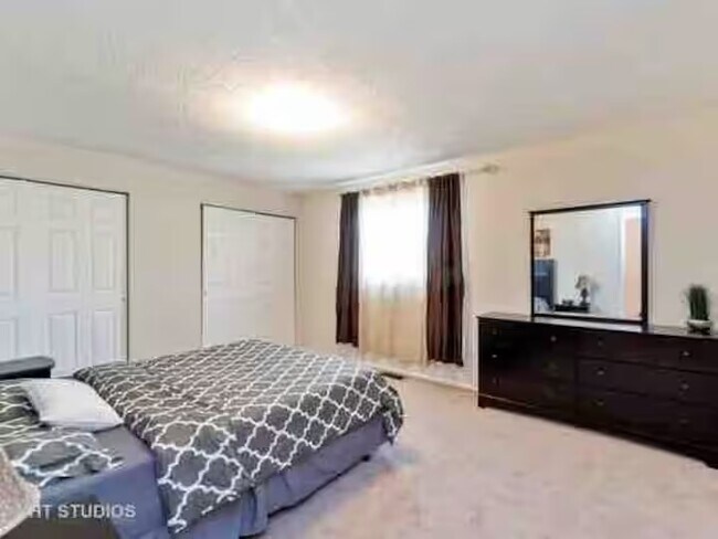 Photo - 553 W Park Ave