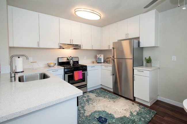 Avanti Apartment Homes