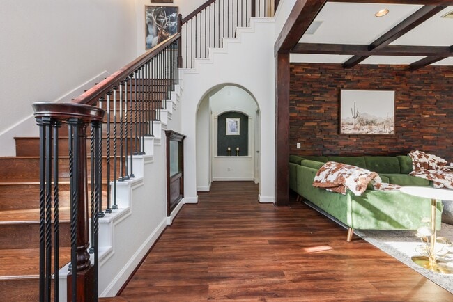 Photo - 1904 Stonegrove Ct