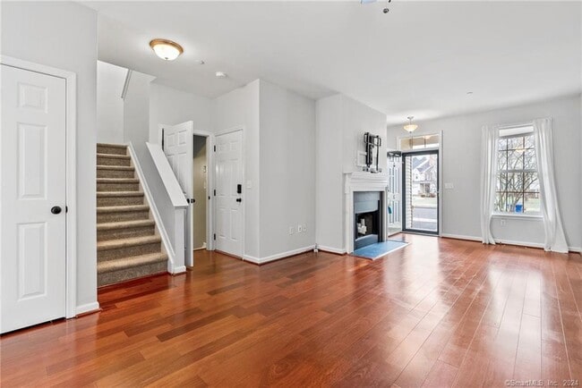 Photo - 6 Rhodora Terrace Unit 6