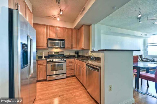 Photo - 11760 Sunrise Valley Dr Unit 908
