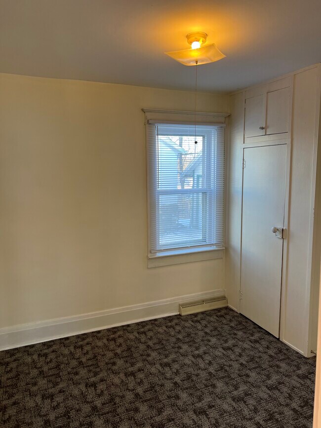 Photo - 23975 Tracy St