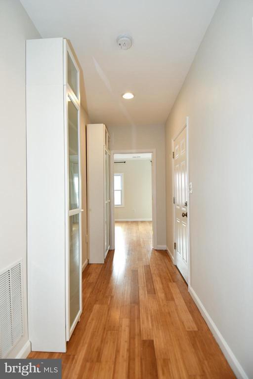 Photo - 737 Morton St NW