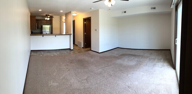 Living Room - 1914 Wrigley St Unit 1912