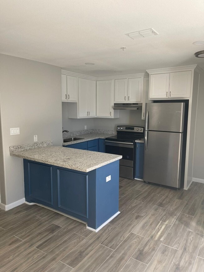 607 E Washington St Apartments Weslaco, TX