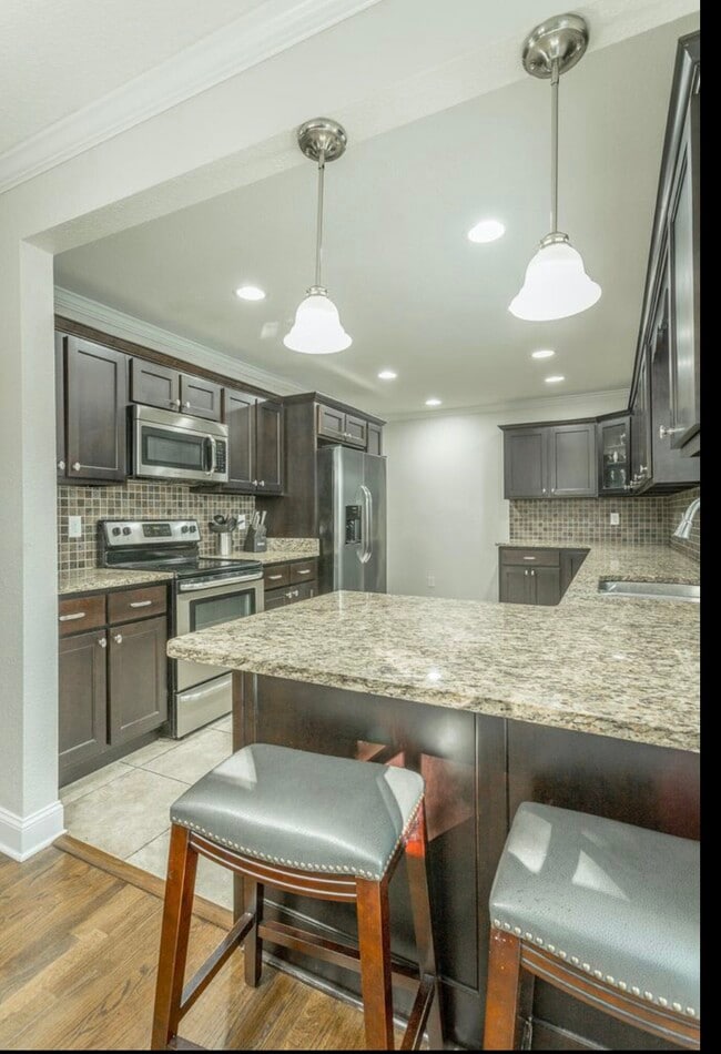 Photo - 4800 Maryland Dr