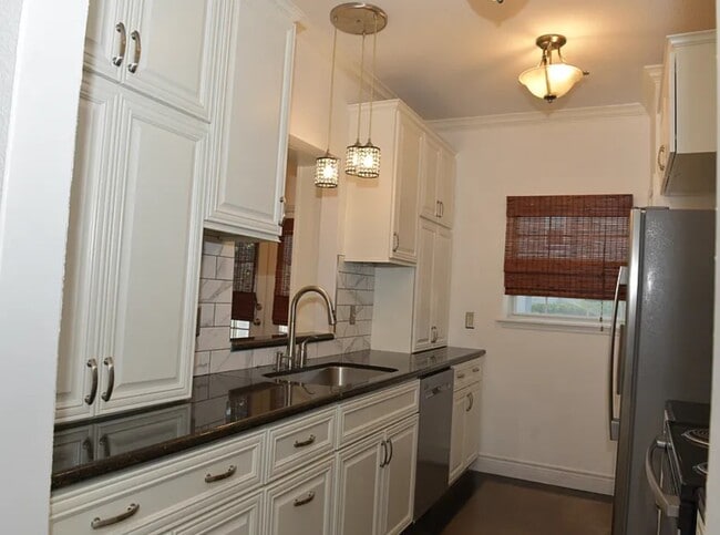 Building Photo - 6000 Reims Rd Unit 2807 Rental