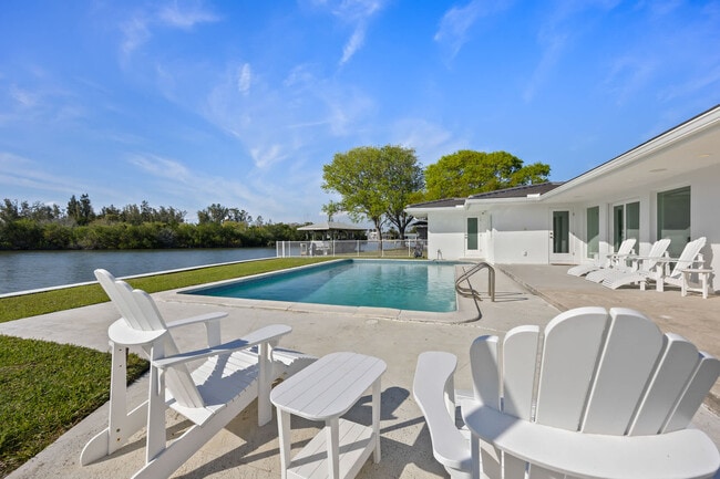 Photo - 220 June Dr Unidad ID1044379P