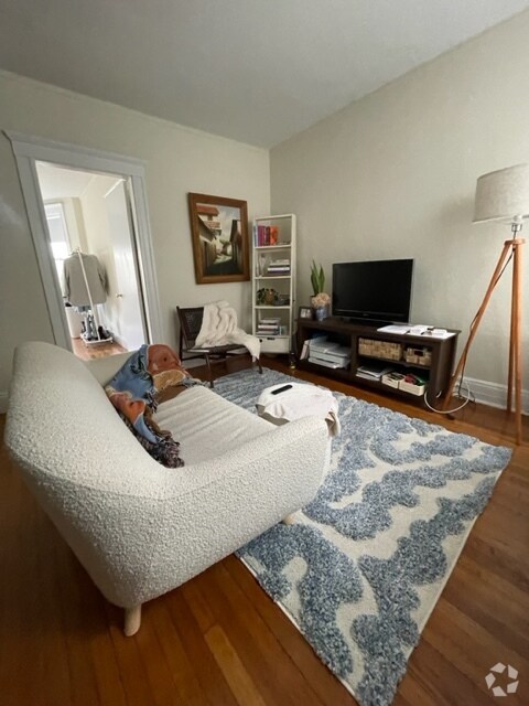 Building Photo - 1198 Boylston St Rental
