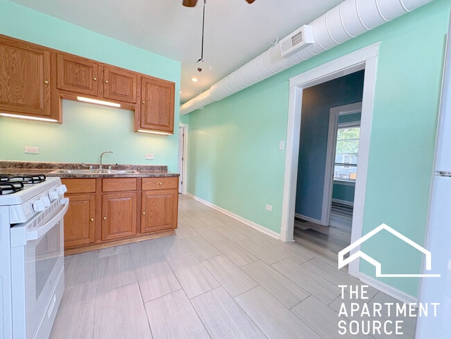 Building Photo - 5606 W Thomas St Unit 1 Rental