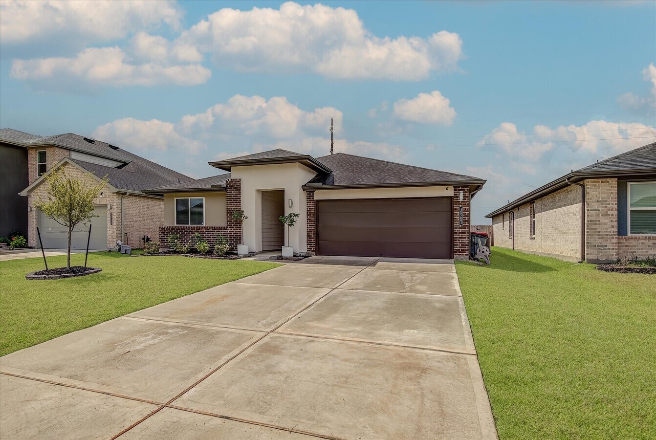 Photo - 30203 Gallatin River Ln