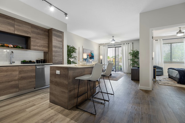 Bella Vista Apartments