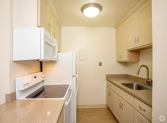 Studio - Mathilda Garden Apartments