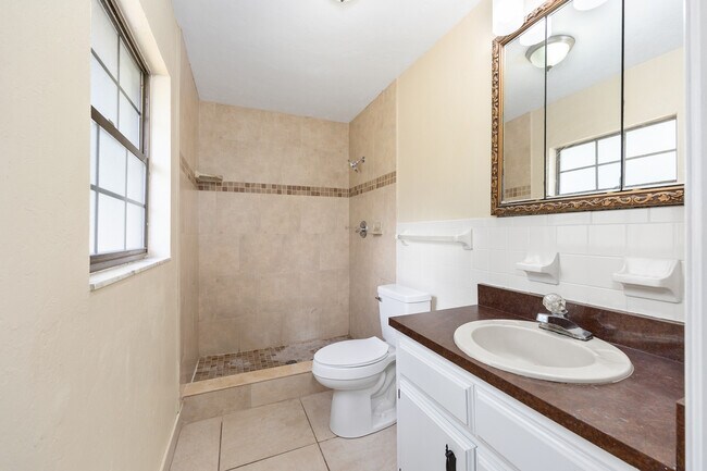 Photo - 3963 SE 17th Pl