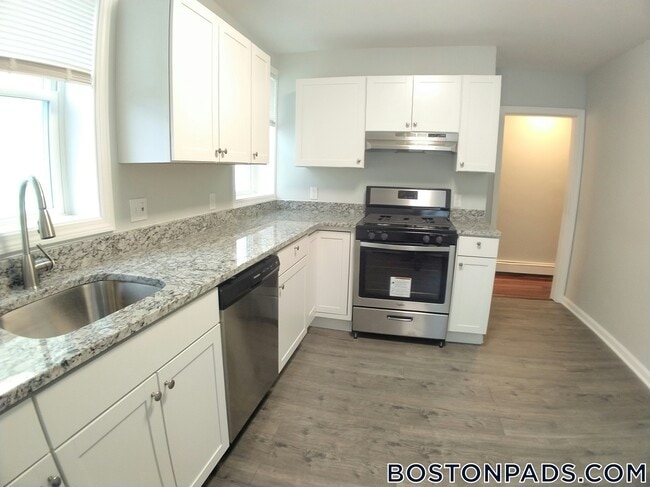 Photo - 108 Boston St Unidad 3