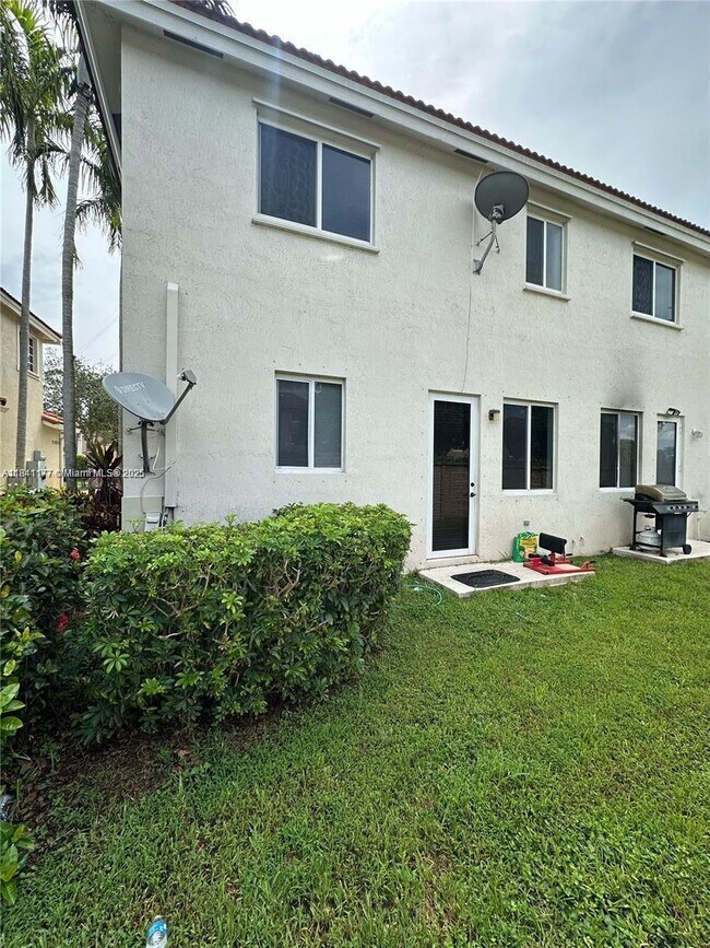 Photo - 20901 NW 14th Pl