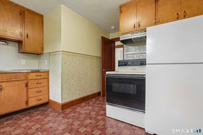 45 High St Unit B