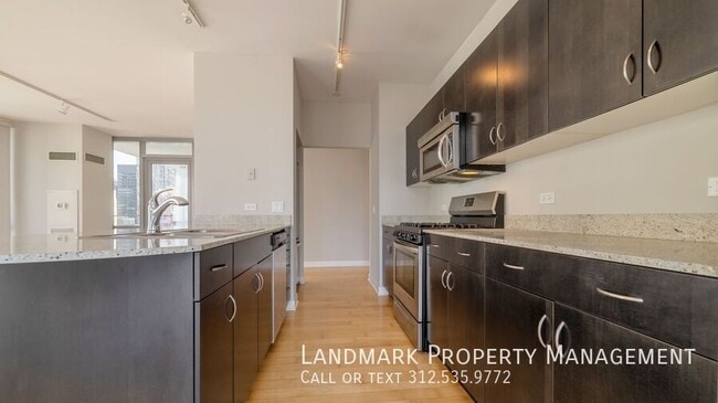 Photo - 8 E Randolph St Unit # 1805