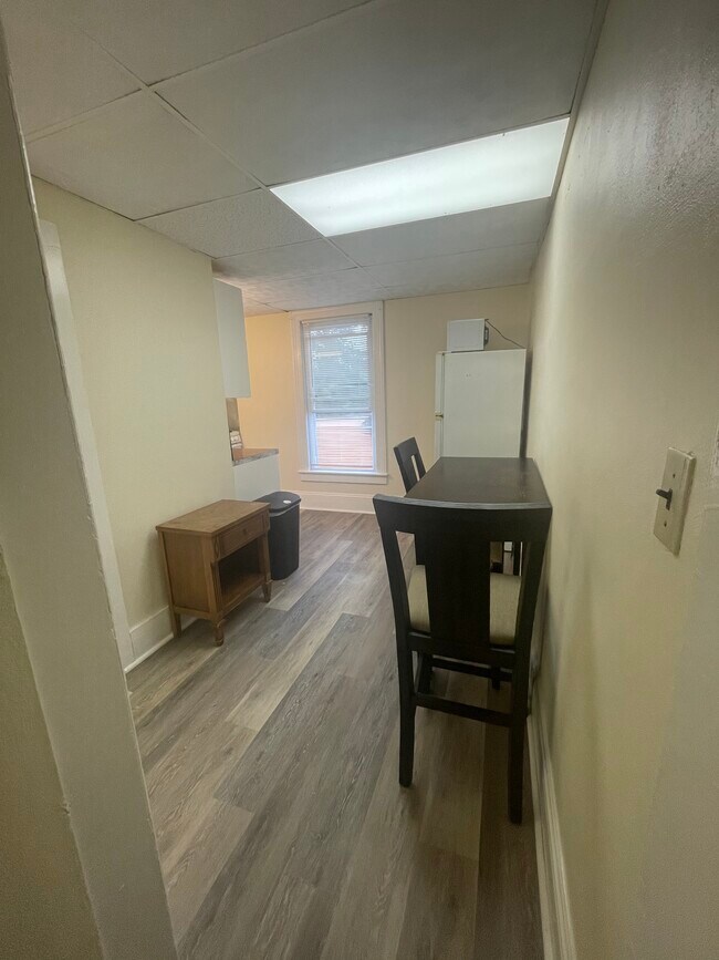86 Elm St Unit 3