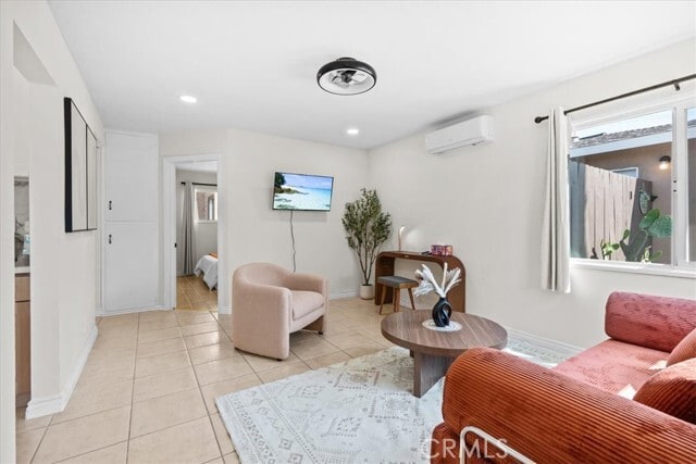 Building Photo - 1097 Bonita St