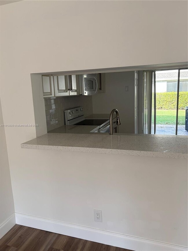 Photo - 50 Whitehead Cir