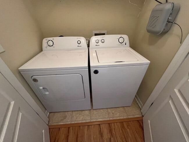 Building Photo - 14-1414 Jones Unit 14-1414-C - C