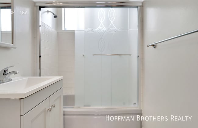 Photo - 218 S Gale Dr Unit 2