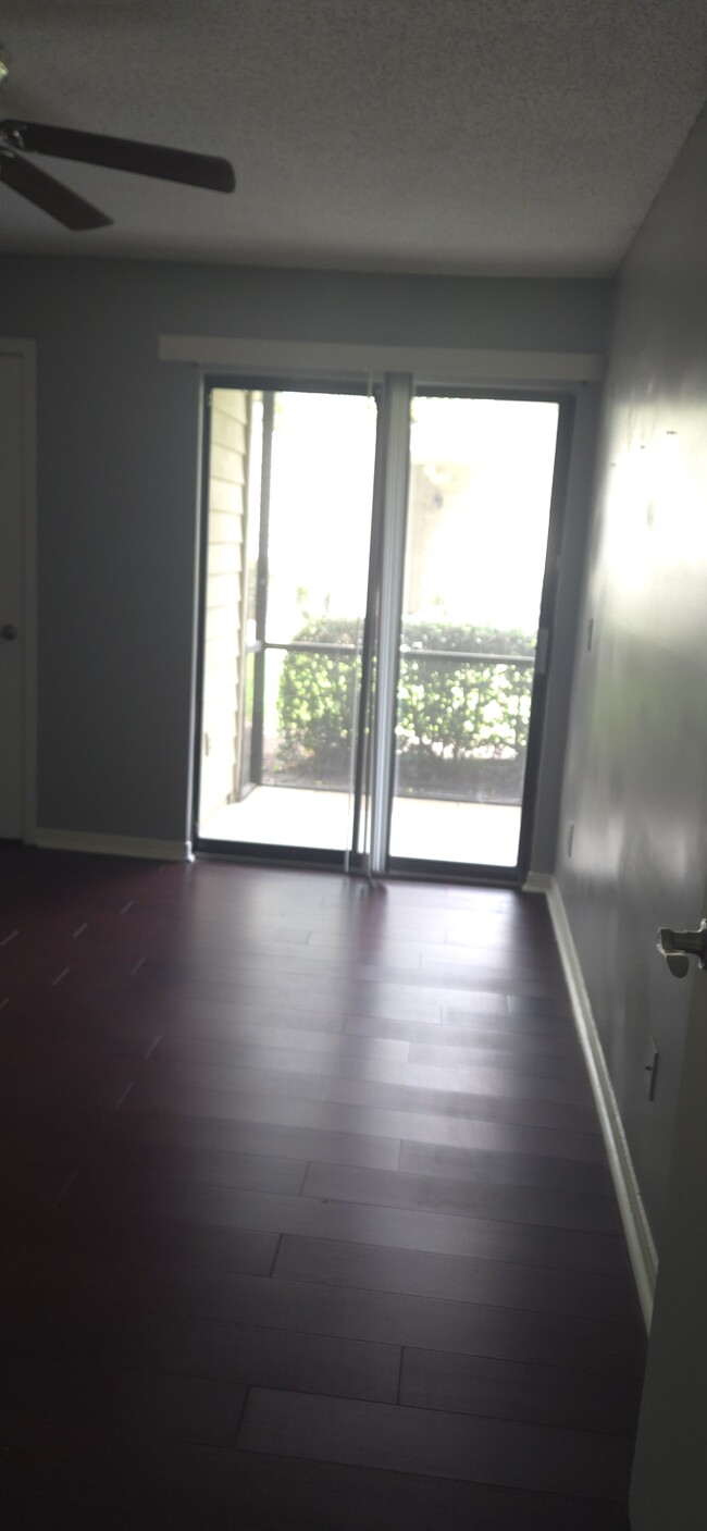 Photo - 10200 Belle Rive Blvd Unidad 227 Rental