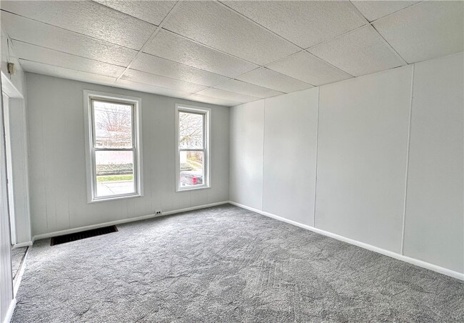 Photo - 810 W 2nd St