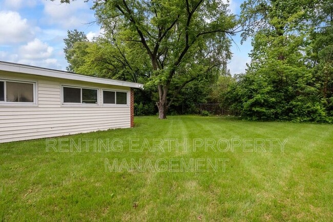 Photo - 6452 Evergreen Blvd