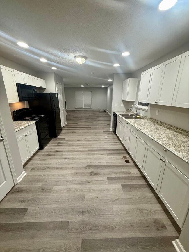 Photo - 3158 16th Ave Unit 100