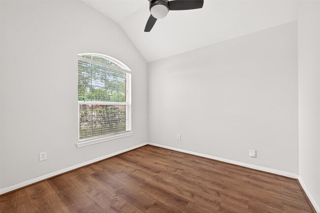 Photo - 6030 Wildbriar Ln