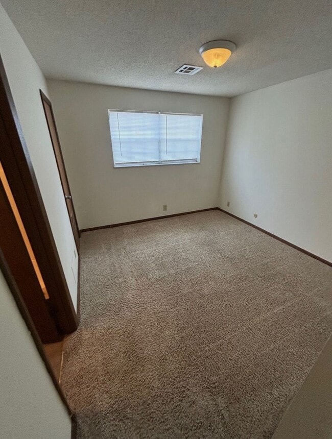 Photo - Chapel Court Apartments Unit 2169