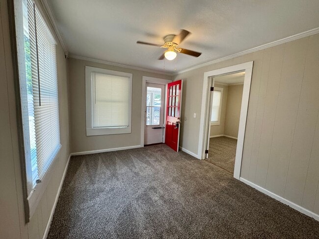 Photo - Move-in Ready!