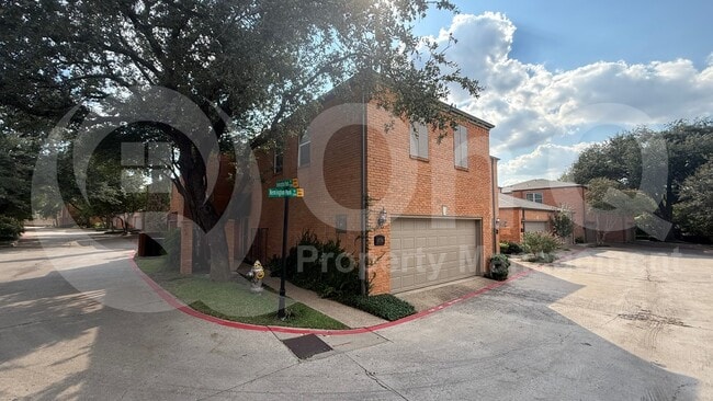 Building Photo - 5734 Remington Park Square