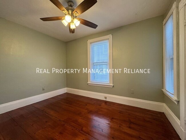 Photo - 98 Eustis St Unit 1