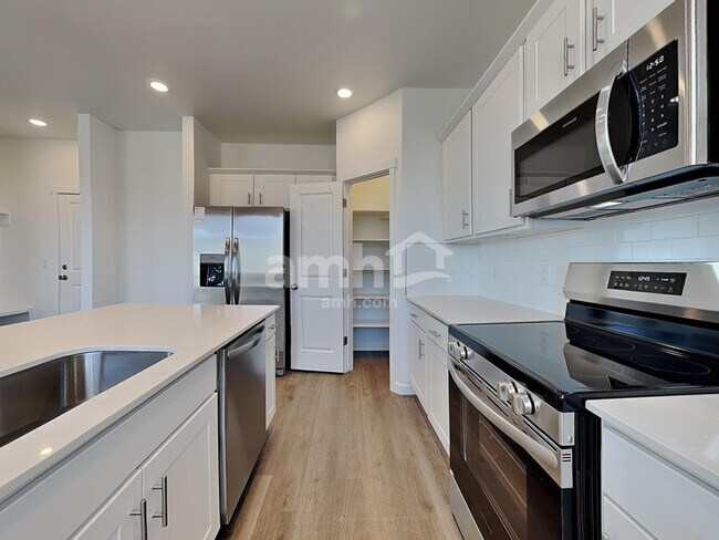 Photo - 26134 E Calhoun Pl