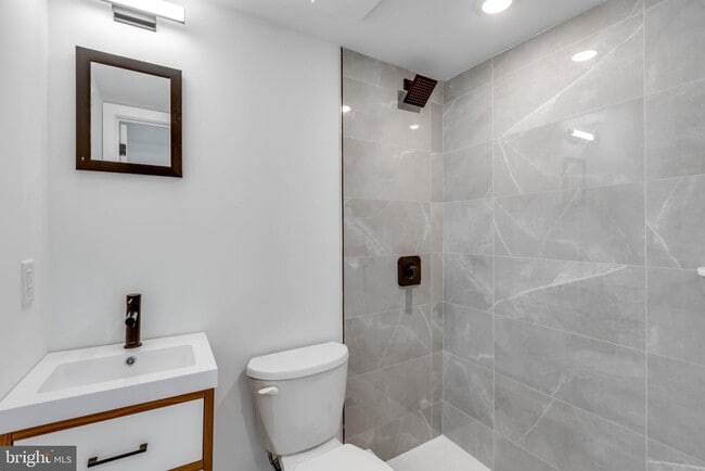 4327 Baltimore Ave Unidad 4-A