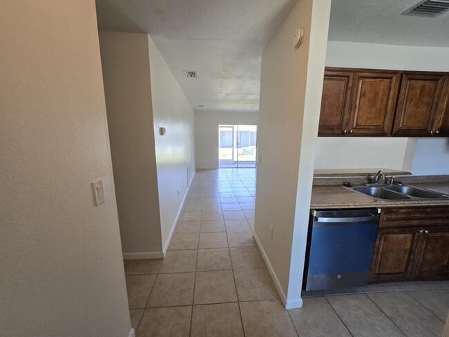 Photo - 2932 Bradley Ct