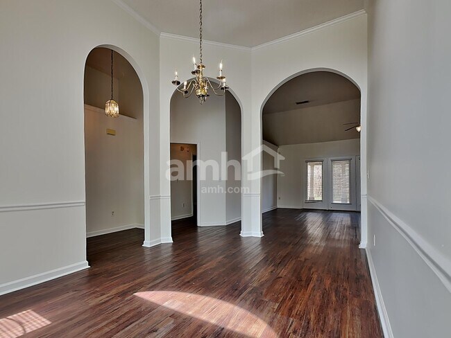 Photo - 9270 Chimneyrock Blvd