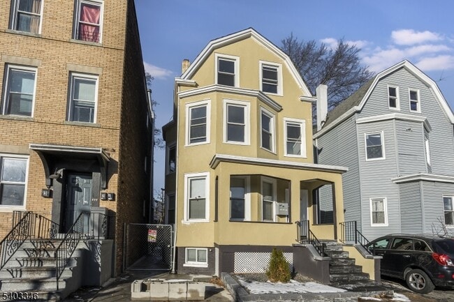 Photo - 11 Ellington St Unit 2