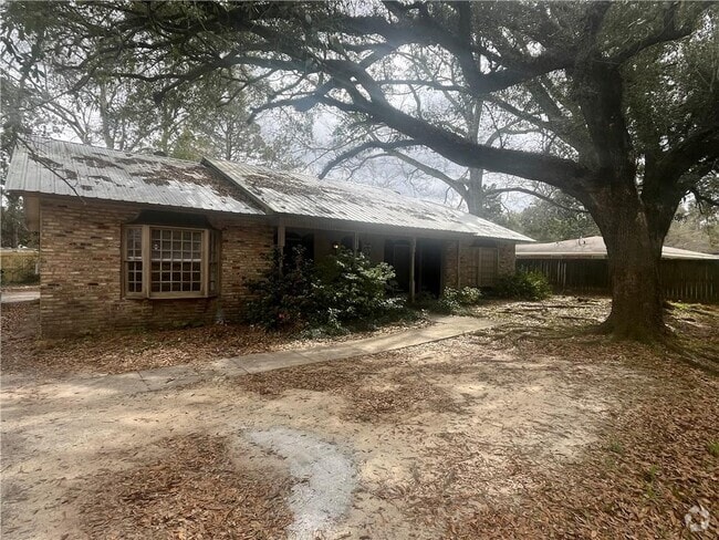 Building Photo - 461 Magnolia Rd Rental