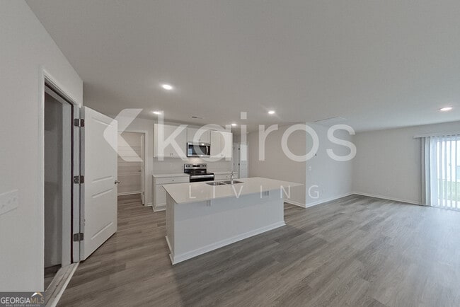 Photo - 128 Inez Ave