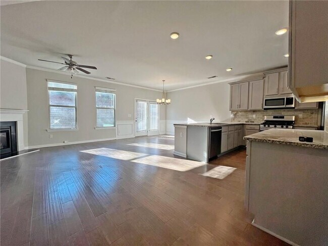 Photo - 2734 Shetley Creek Dr