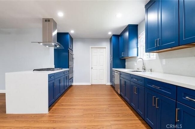 Photo - 13412 Behrens Ave